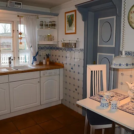 Ferien Unterm Reetdach Whg 01 Apartman *